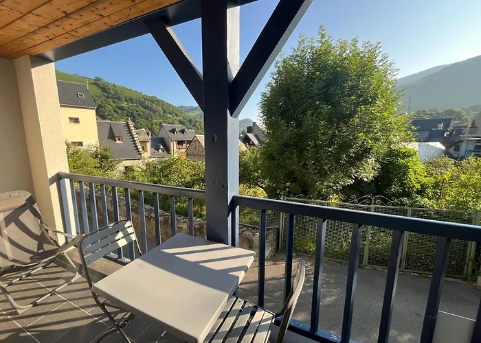 Le Balcon Face à L'aspin Hébergement de vacances Arreau